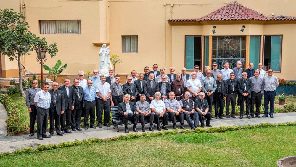 18.03 Obispos Per&uacute;